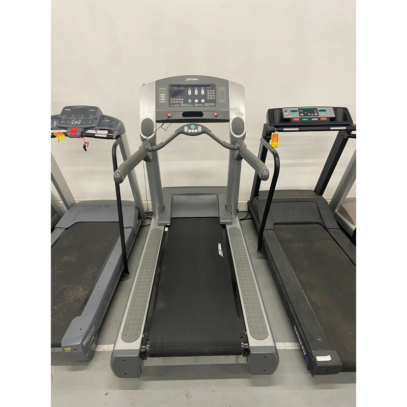 Life Fitness 95Ti Treadmill for Home Gym