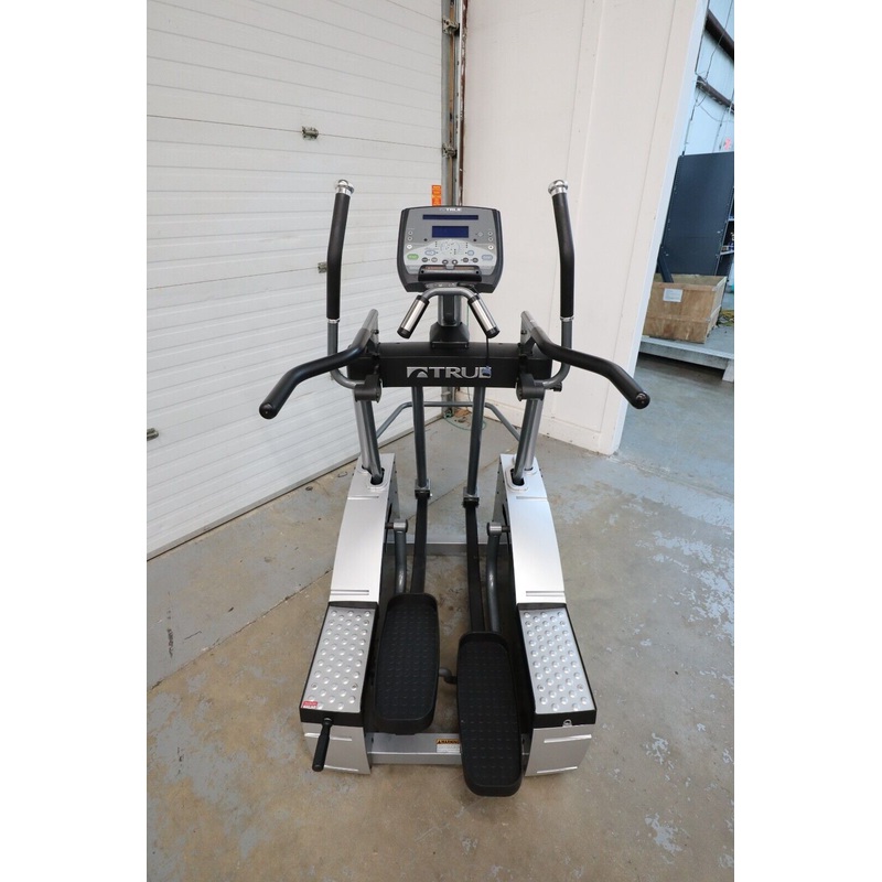 Used True Fitness XTSXA-2 12-AX0002A Adjustable Stride Elliptical Crosstrainer