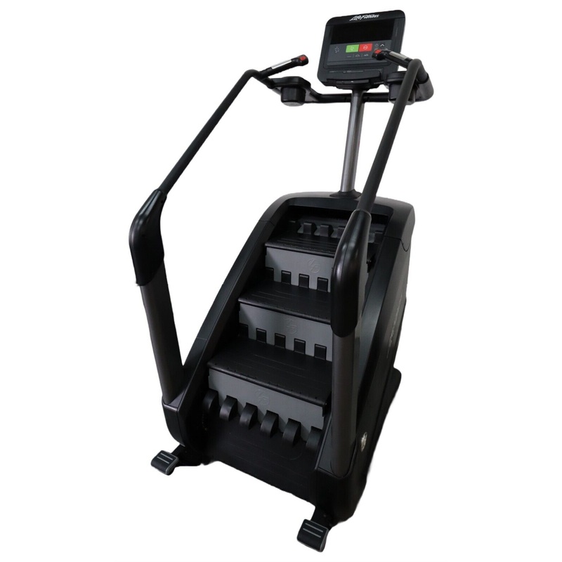Used Life Fitness SE3 Powermill Stair Machine Stepmill PMH102394 Stepper