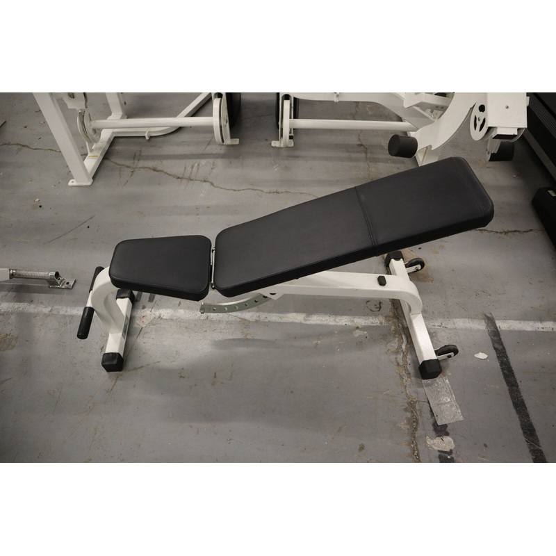 Cybex Adjustable FI Flat Inckine Bench 543791 Freeweights & Accessories
