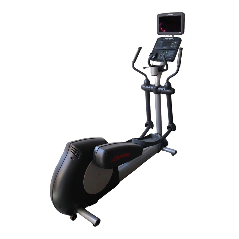 Life Fitness CLSX Club Series Integrity CXX141 Elliptical